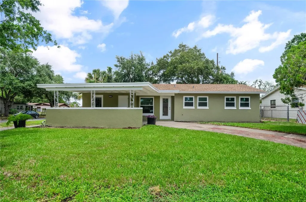 4385 Cassius Street Orlando FL 32811