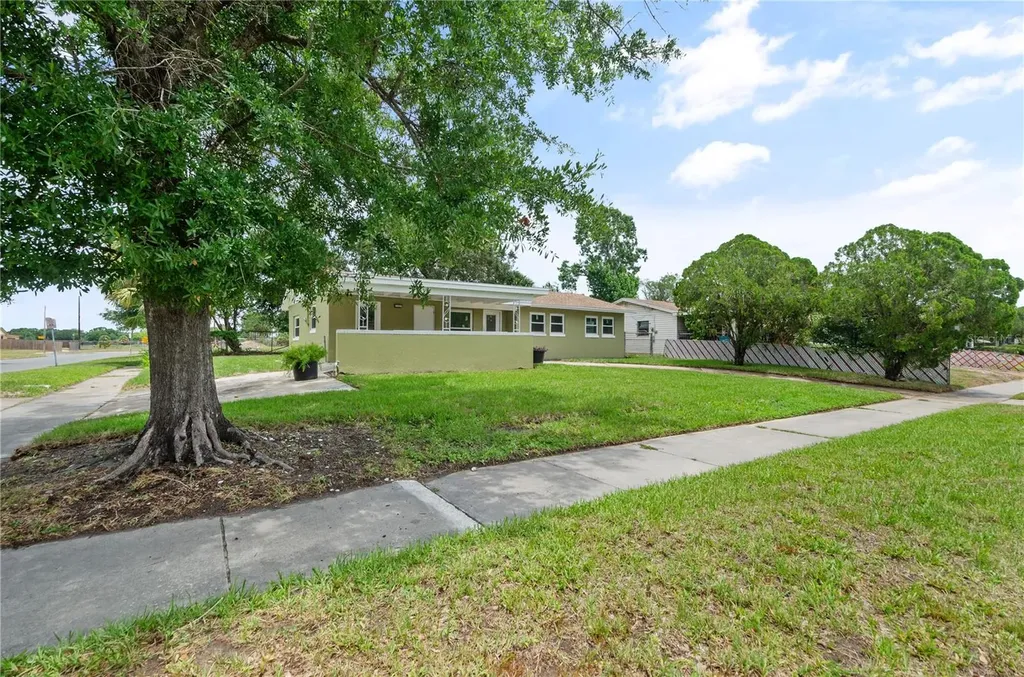 4385 Cassius Street Orlando FL 32811