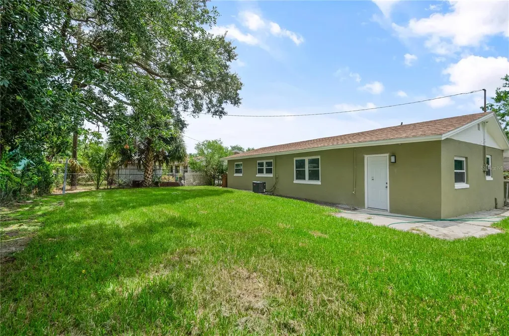 4385 Cassius Street Orlando FL 32811