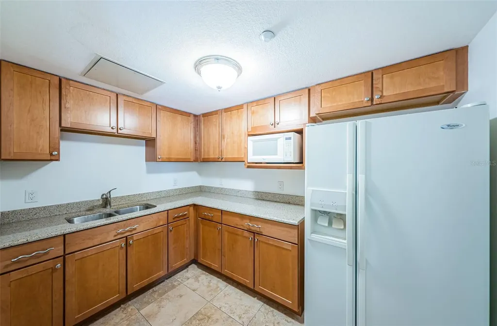 1350 Gulf Boulevard Clearwater Beach FL 33767