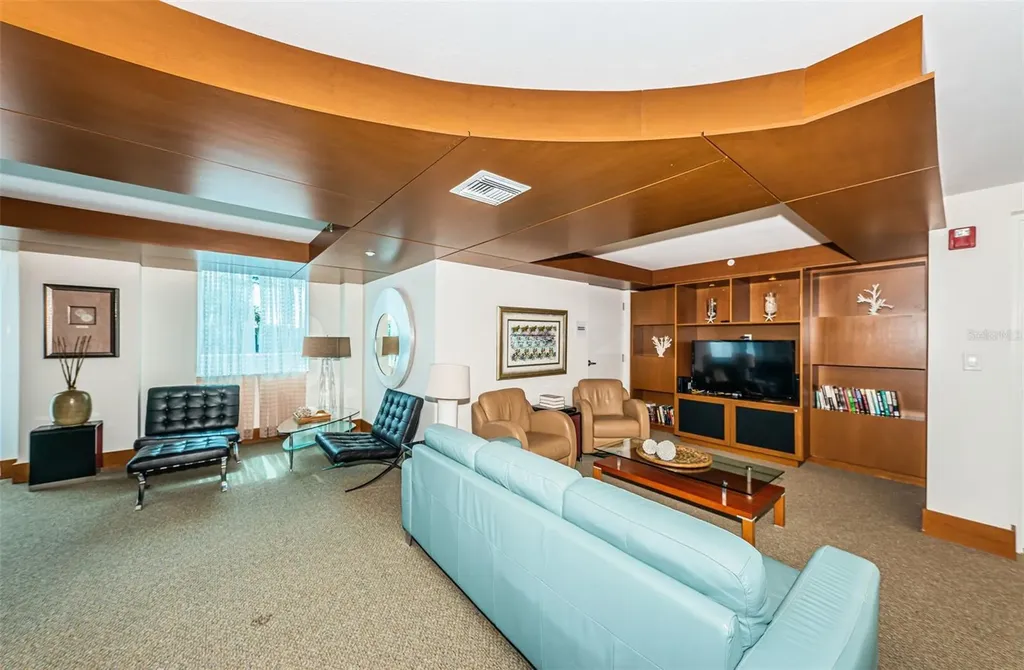 1350 Gulf Boulevard Clearwater Beach FL 33767