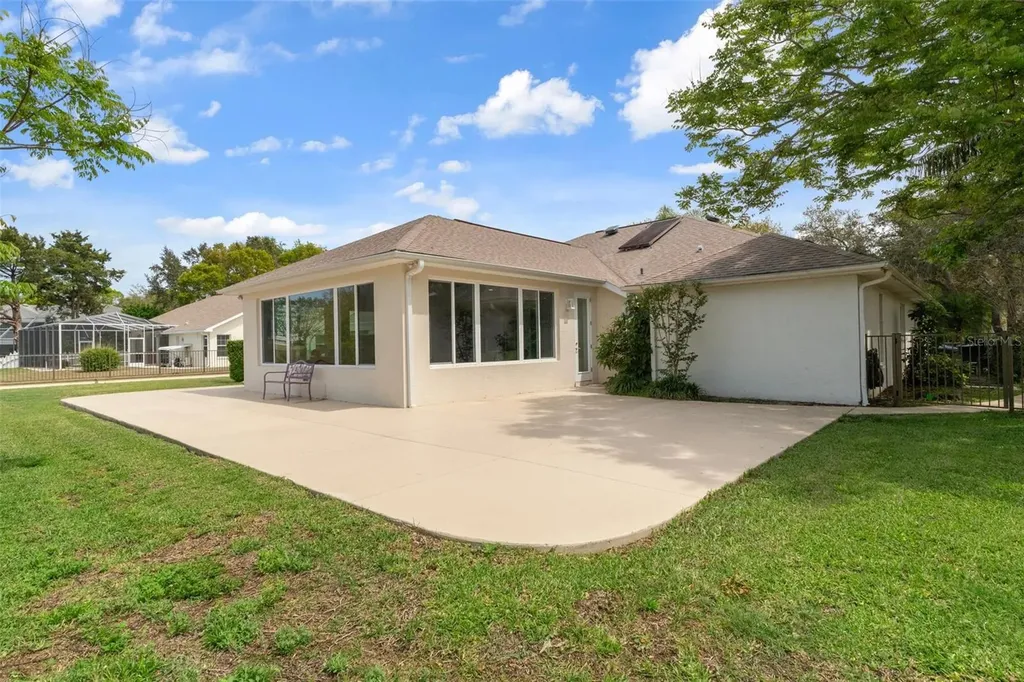 18241 Autumn Lake Boulevard Hudson FL 34667