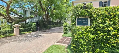 3518 Regent Park Tampa FL 33629