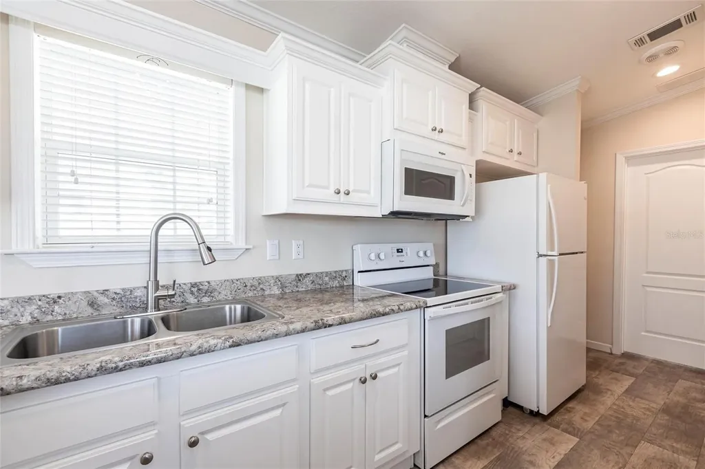 1329 Trout Punta Gorda FL 33950