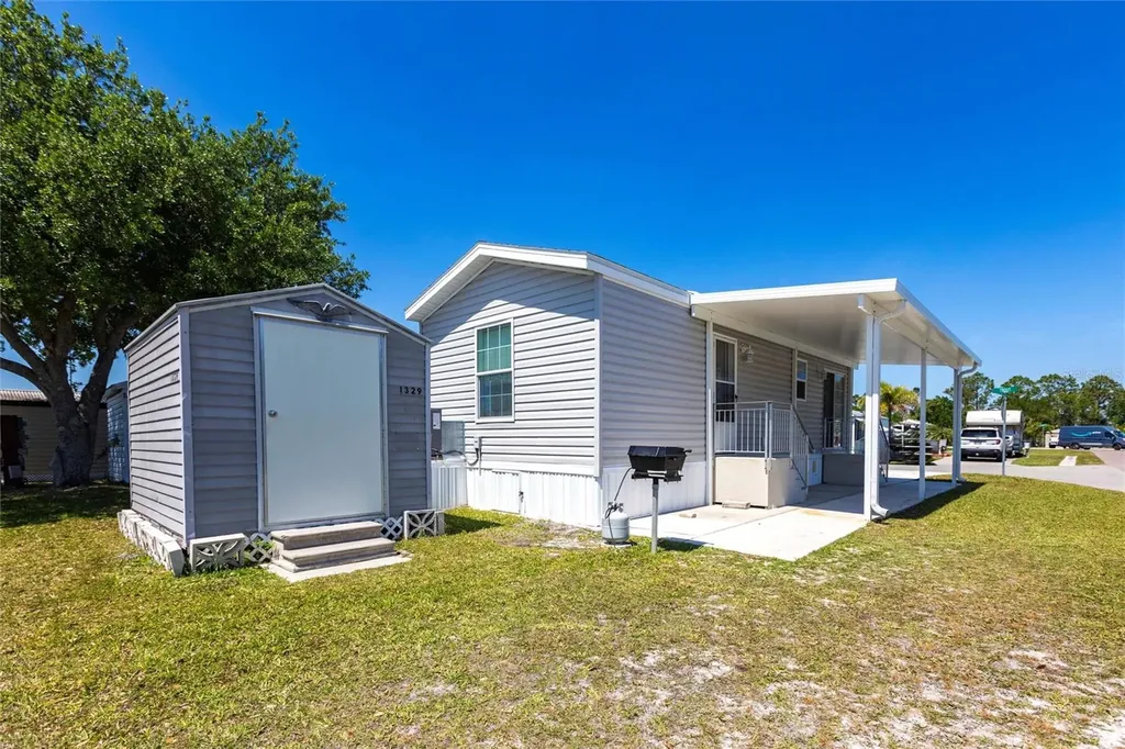 1329 Trout Punta Gorda FL 33950