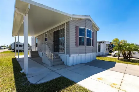 1329 Trout Punta Gorda FL 33950