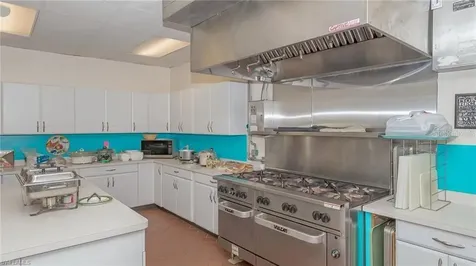 1329 Trout Punta Gorda FL 33950