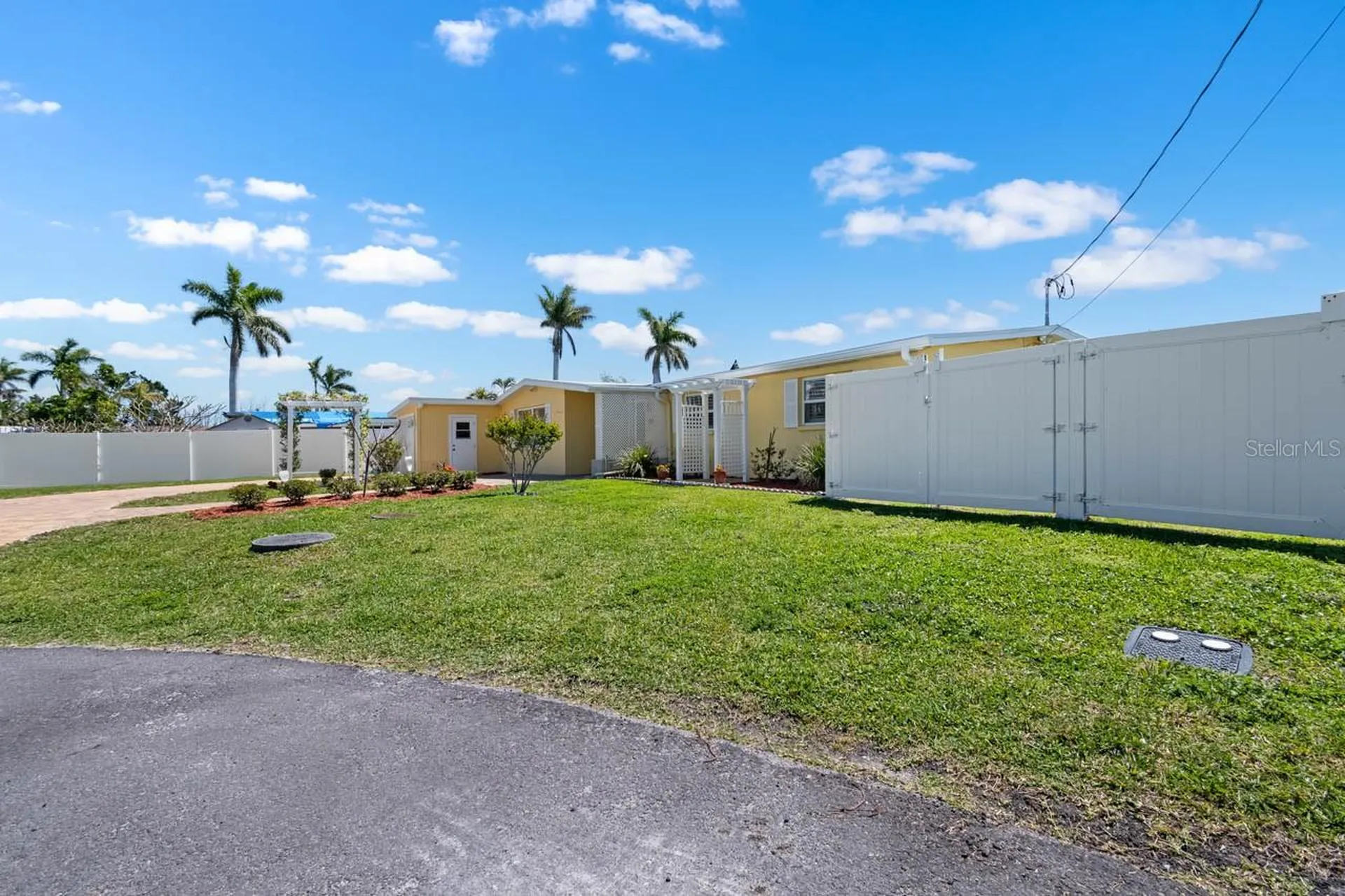 109 Carmelina Street Ruskin FL 33570
