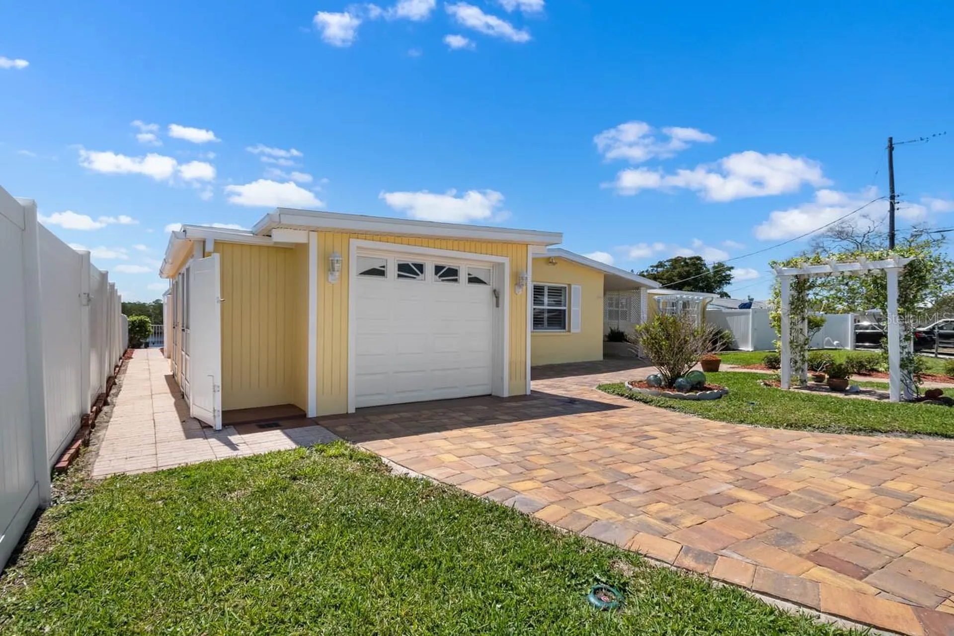 109 Carmelina Street Ruskin FL 33570