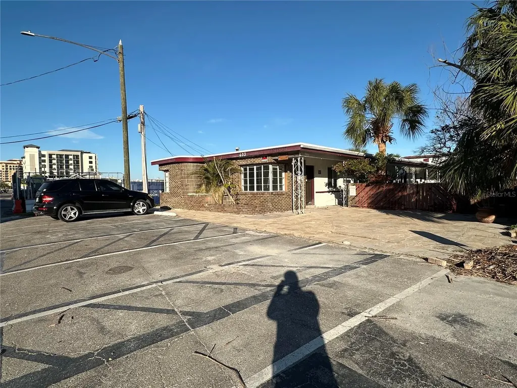 403 E Shore Drive Clearwater Beach FL 33767