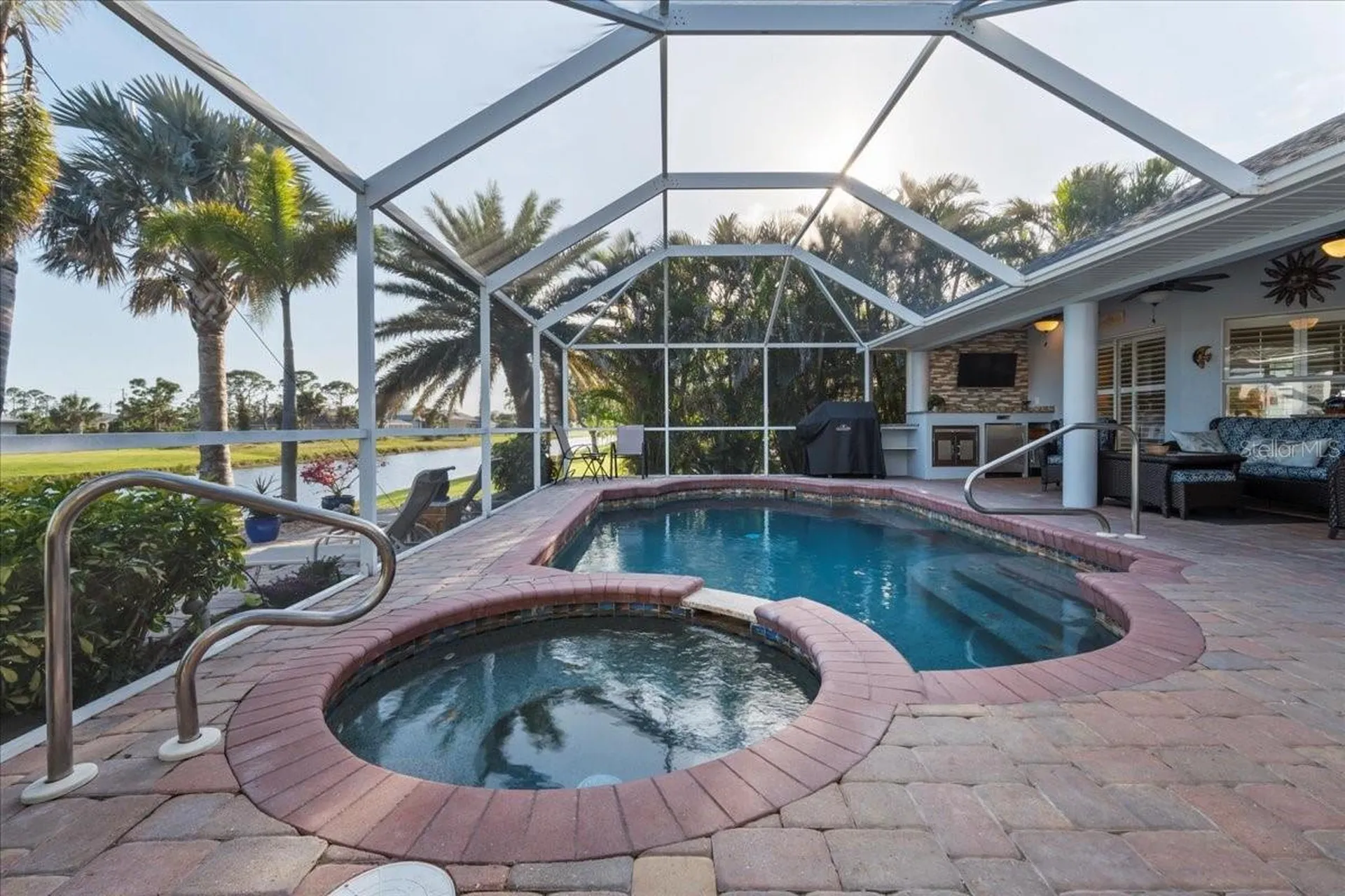 1091 Rotonda Circle Rotonda West FL 33947