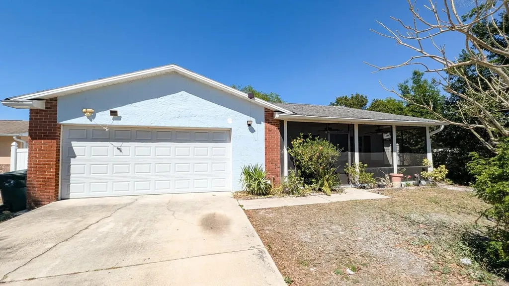 1437 Sara L Street Kissimmee FL 34744