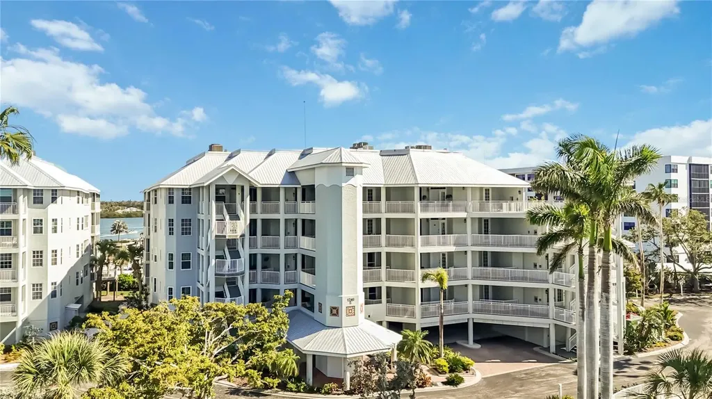 1240 Dolphin Bay Way Siesta Key FL 34242