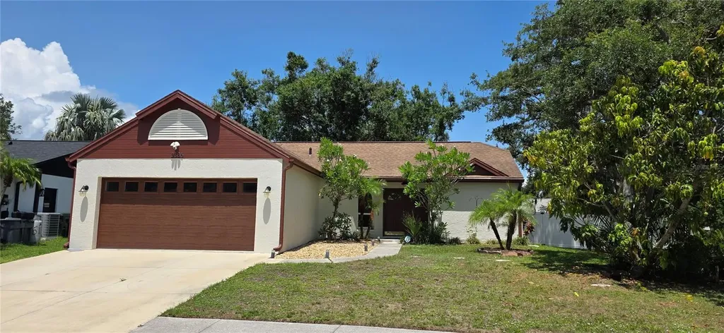 2385 Tall Oak Court Sarasota FL 34232