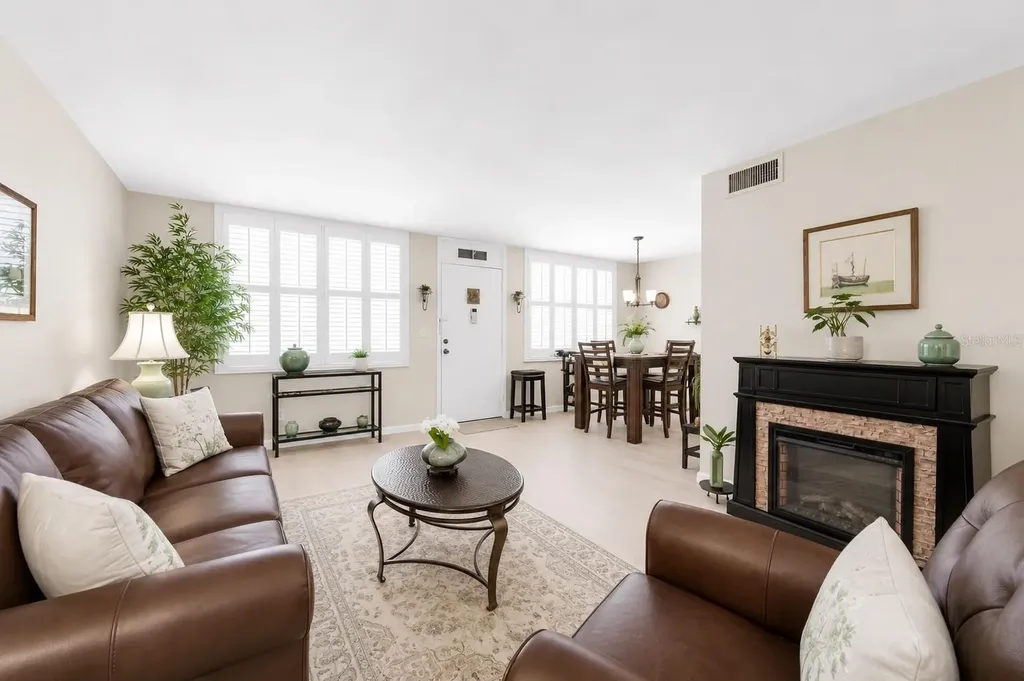 4720 Locust Street NE St Petersburg FL 33703