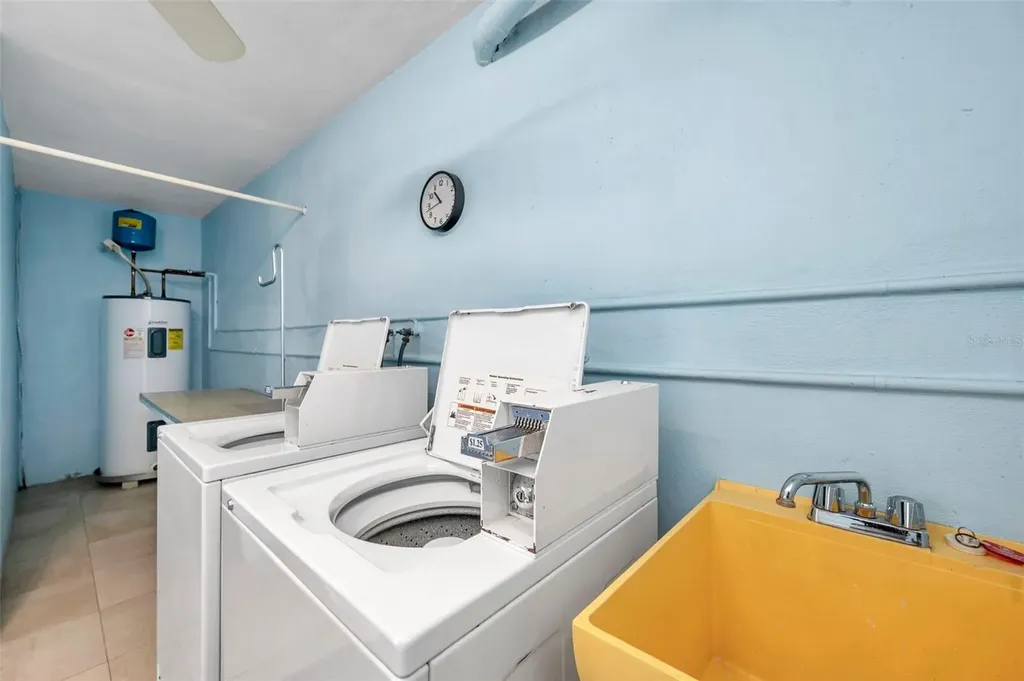 4720 Locust Street NE St Petersburg FL 33703