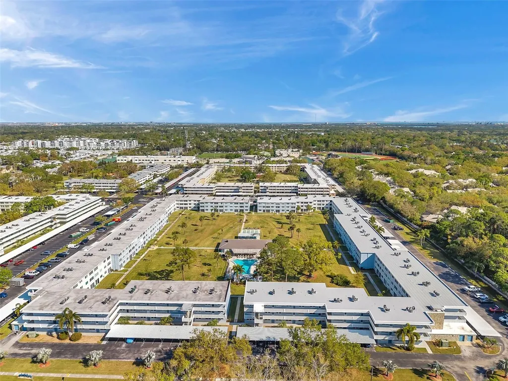 4720 Locust Street NE St Petersburg FL 33703