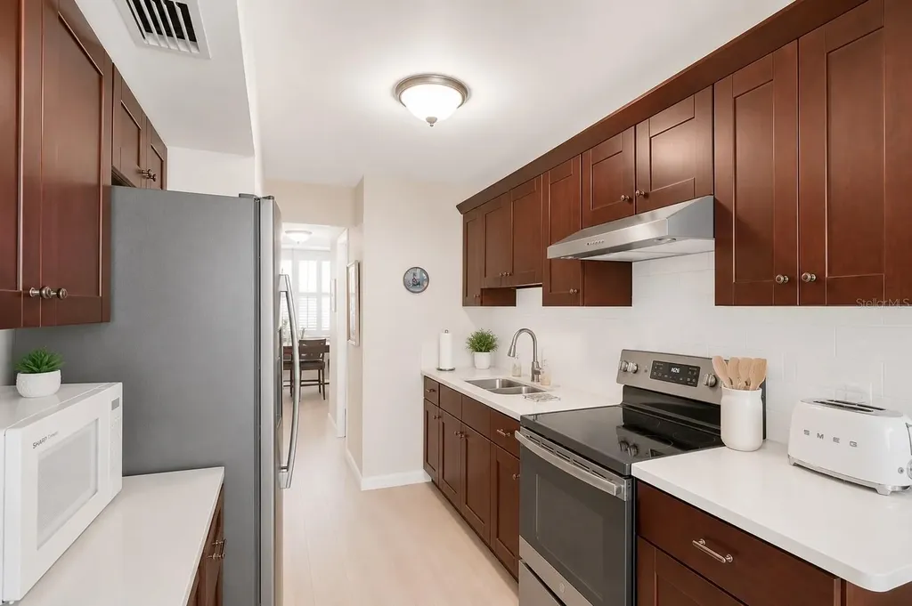 4720 Locust Street NE St Petersburg FL 33703
