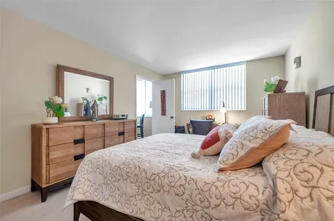 4720 Locust Street NE St Petersburg FL 33703