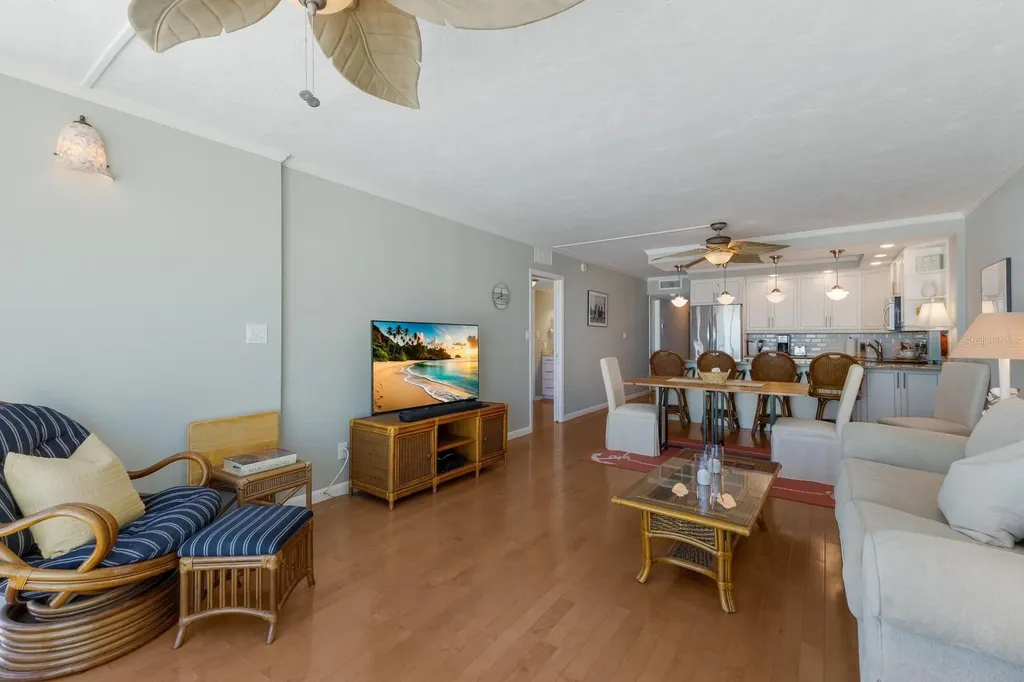 5300 Gulf Drive Holmes Beach FL 34217