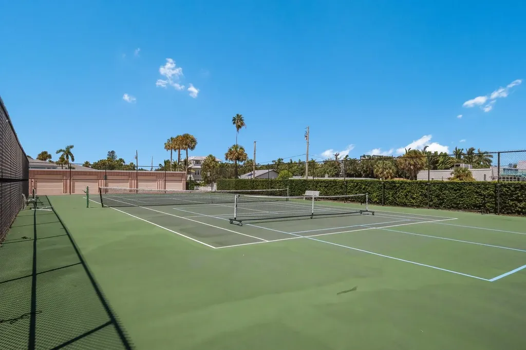 5300 Gulf Drive Holmes Beach FL 34217