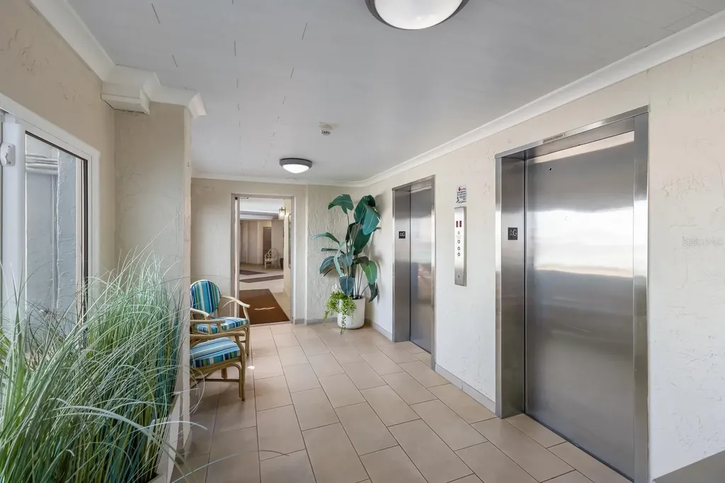 5300 Gulf Drive Holmes Beach FL 34217