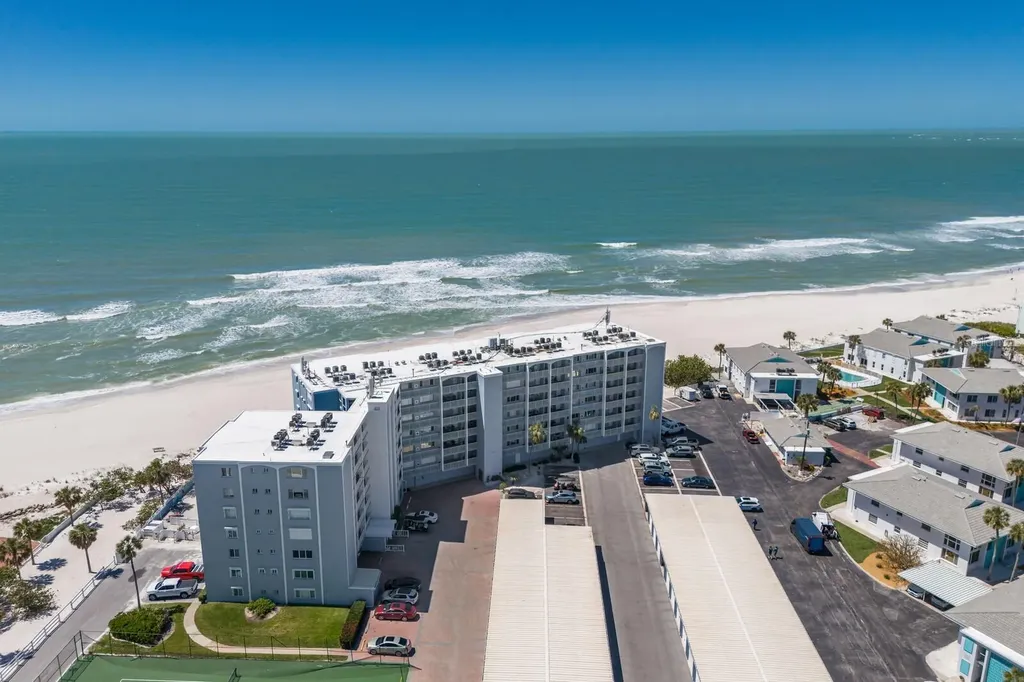 5300 Gulf Drive Holmes Beach FL 34217