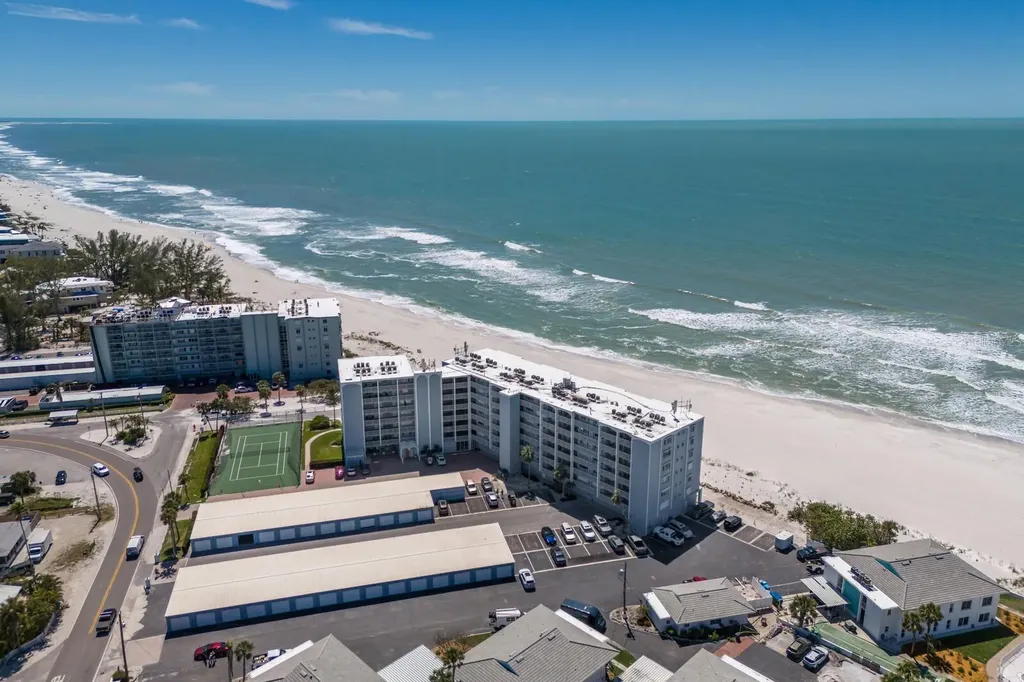 5300 Gulf Drive Holmes Beach FL 34217