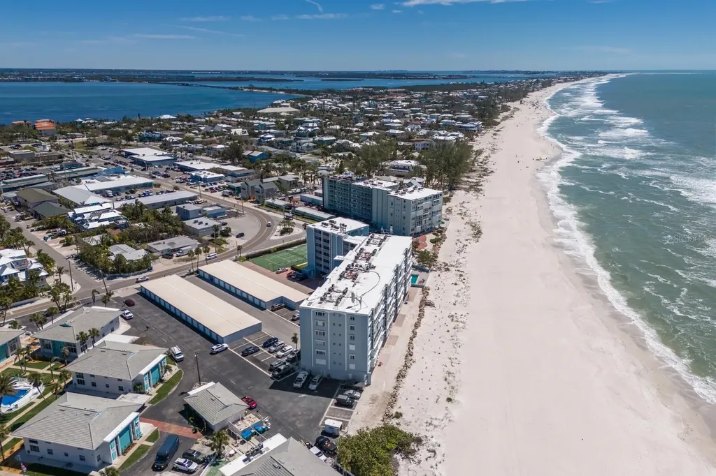5300 Gulf Drive Holmes Beach FL 34217