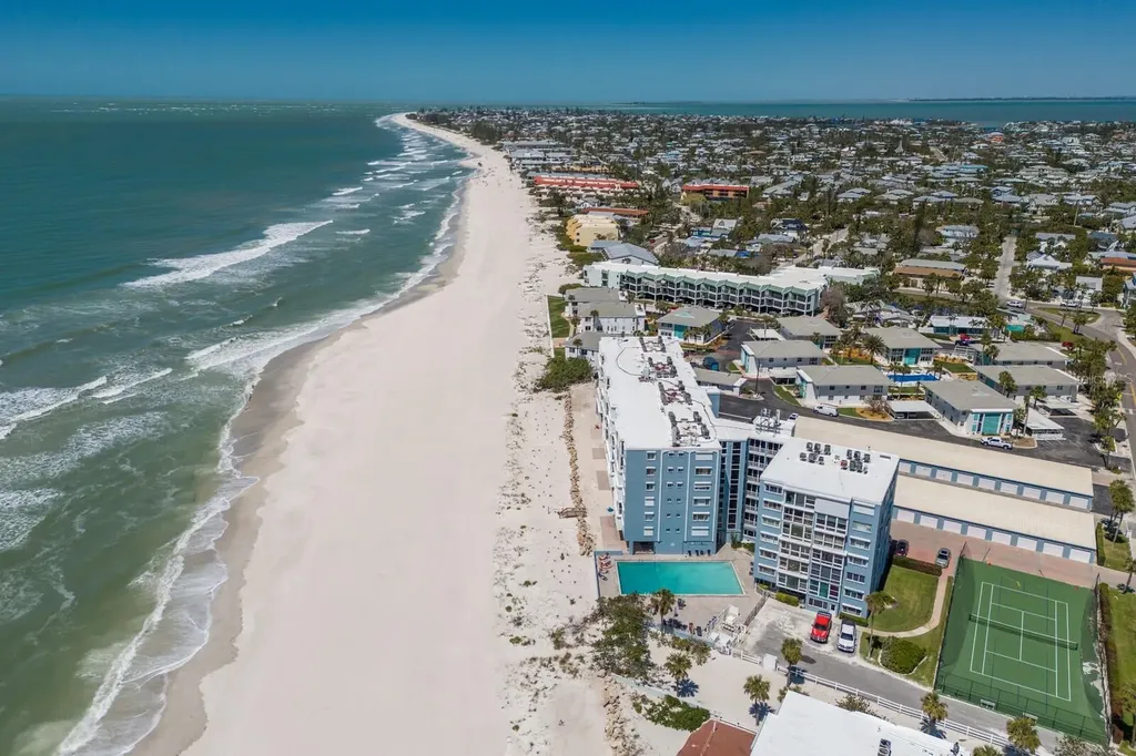 5300 Gulf Drive Holmes Beach FL 34217