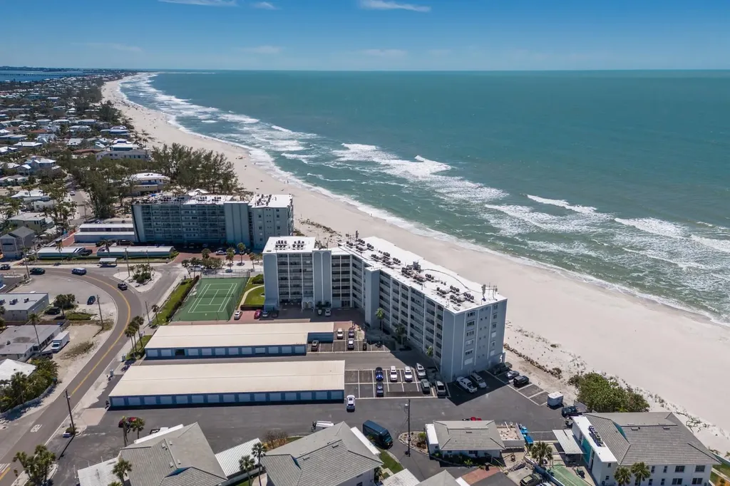 5300 Gulf Drive Holmes Beach FL 34217