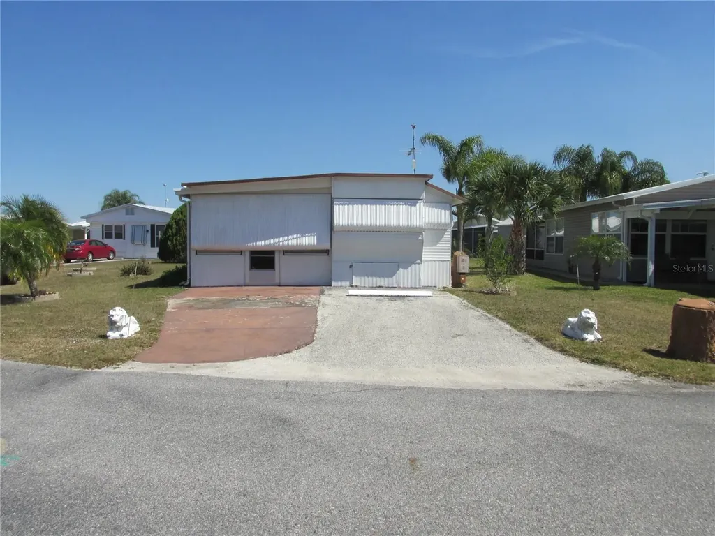 10 Red Quill Circle Lake Wales FL 33898