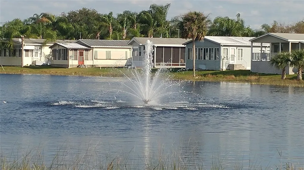 10 Red Quill Circle Lake Wales FL 33898
