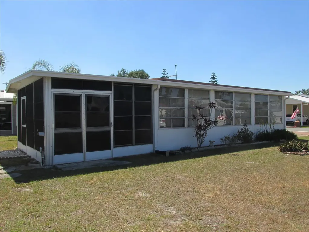 10 Red Quill Circle Lake Wales FL 33898