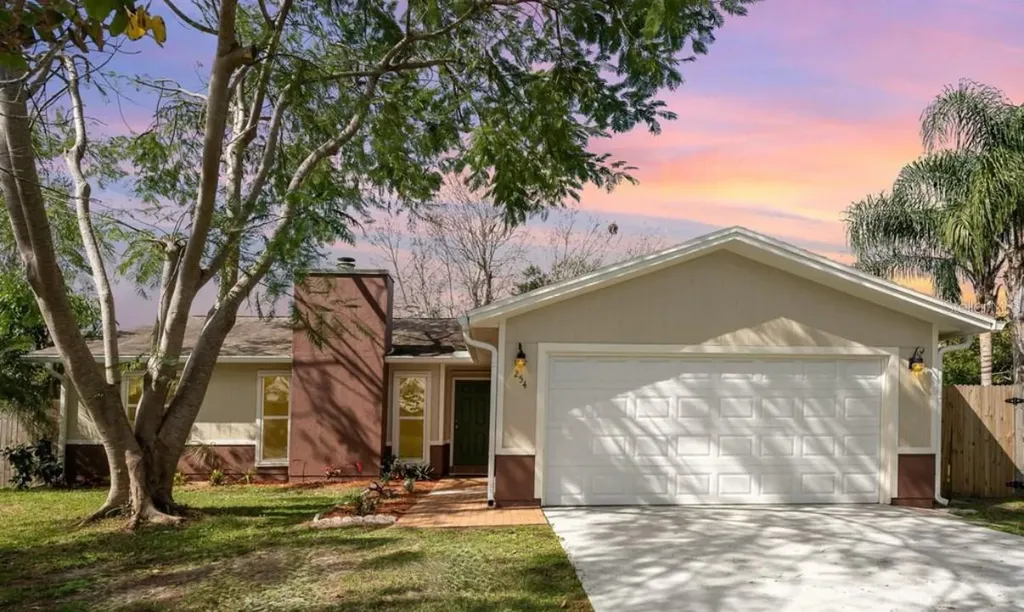 254 Riley Avenue NE Palm Bay FL 32907