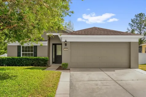 2988 Santa Maria Avenue Clermont FL 34715
