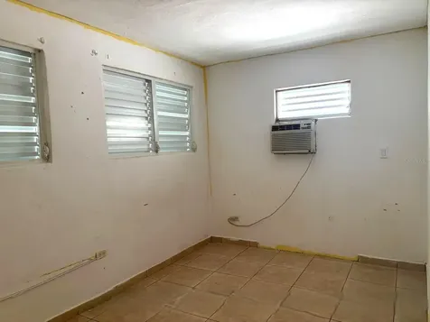 92 Rafael Cordero Ave., Down Town Caguas PR 00725