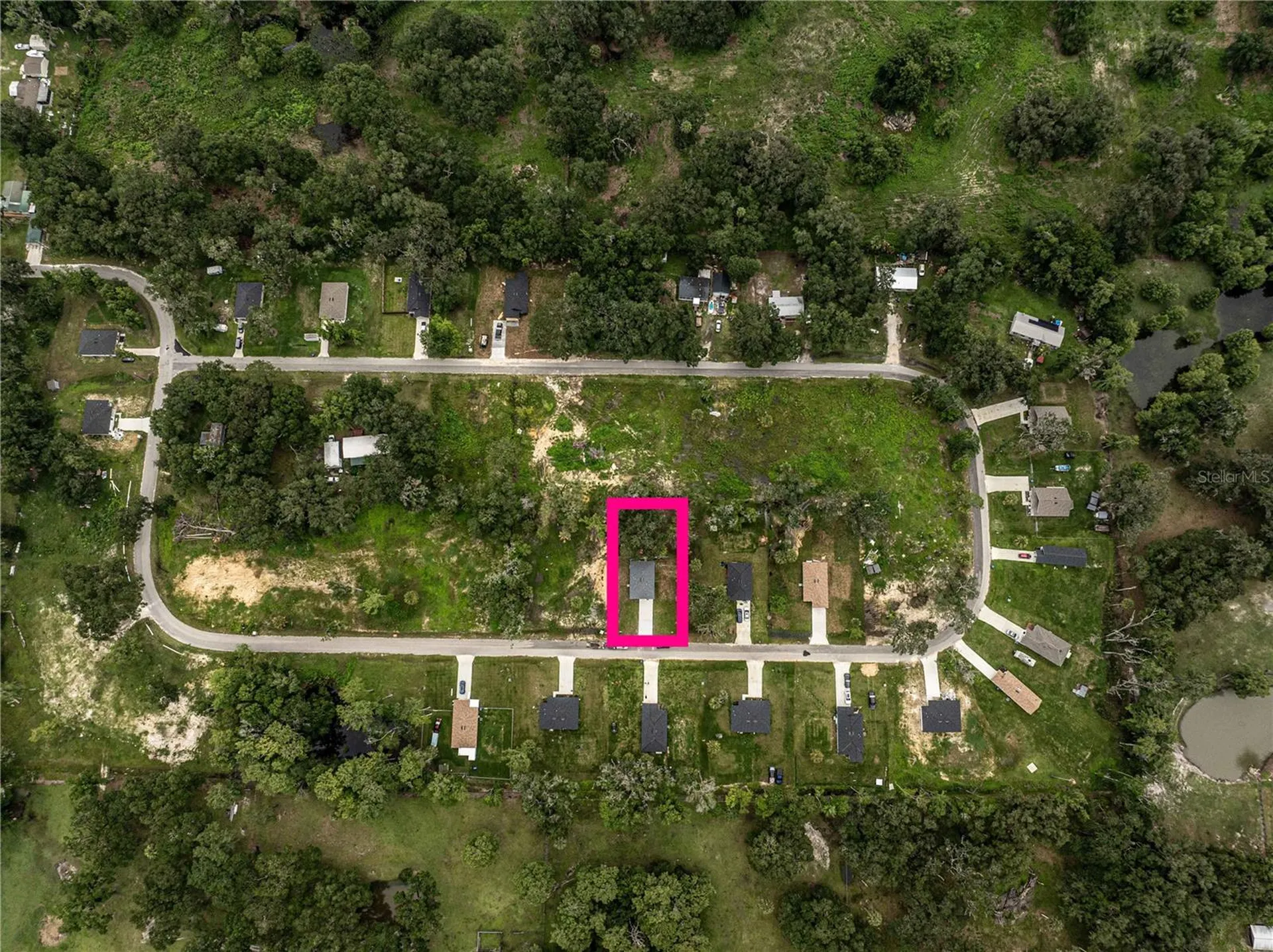 2399 Cr 423 Lake Panasoffkee FL 33538