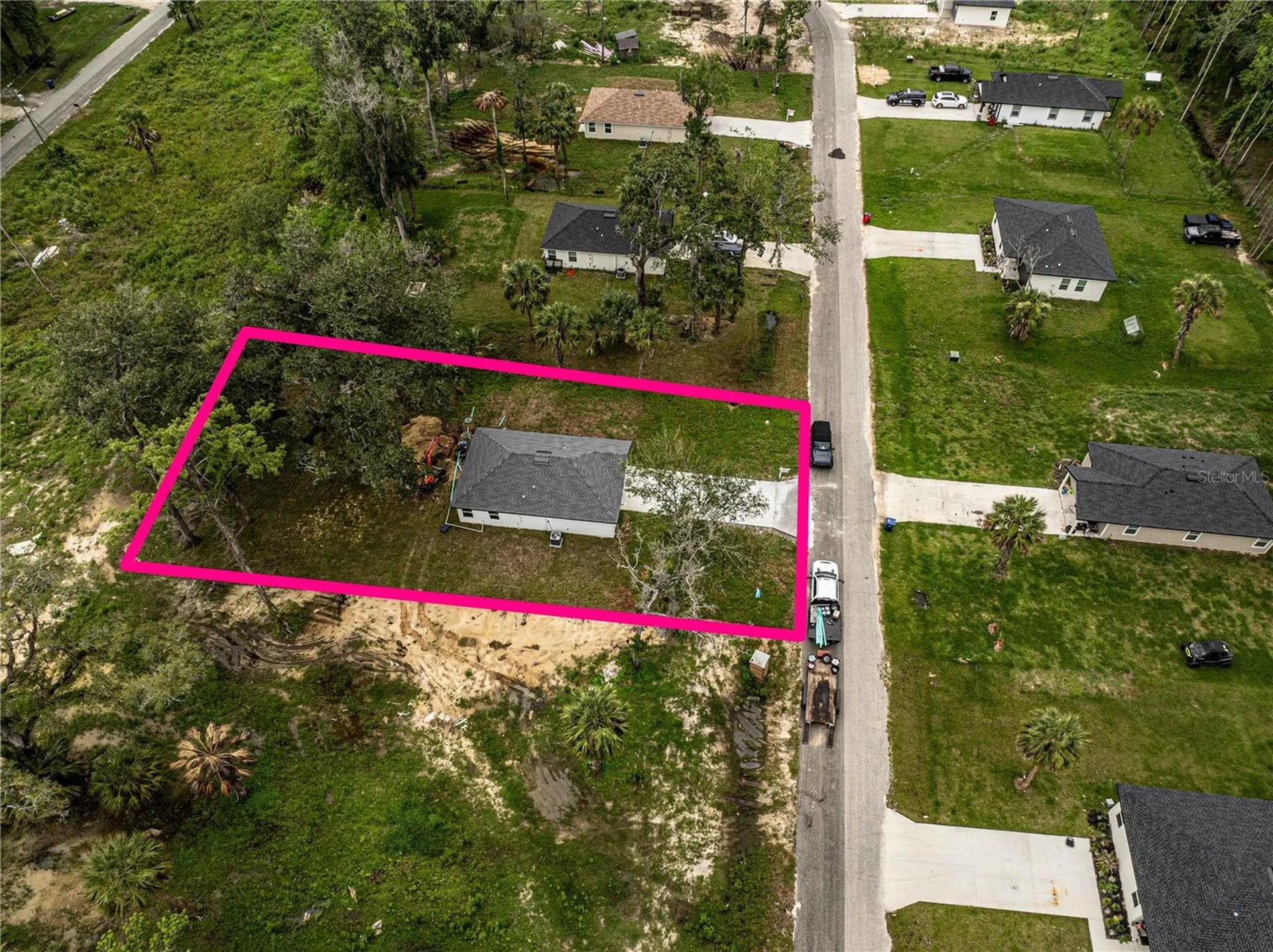 2399 Cr 423 Lake Panasoffkee FL 33538