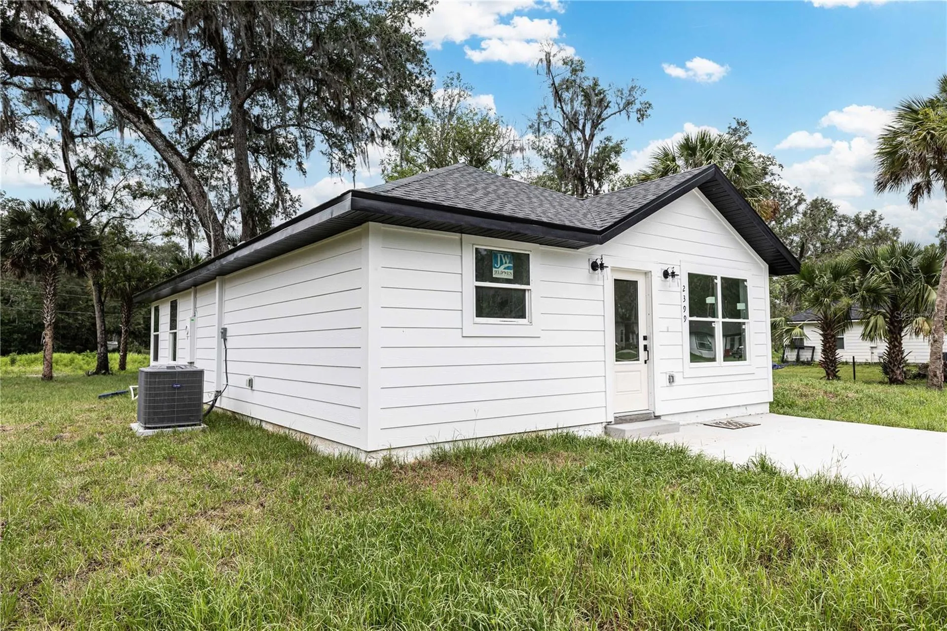 2399 Cr 423 Lake Panasoffkee FL 33538