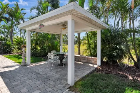 5209 26th Avenue W Bradenton FL 34209