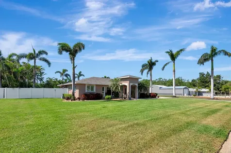 5209 26th Avenue W Bradenton FL 34209