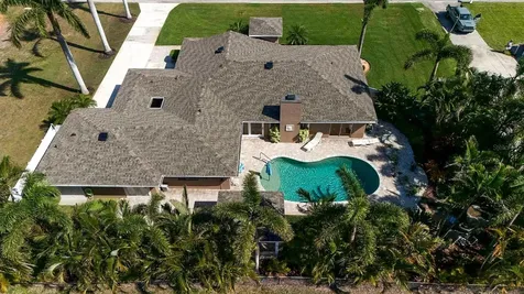 5209 26th Avenue W Bradenton FL 34209