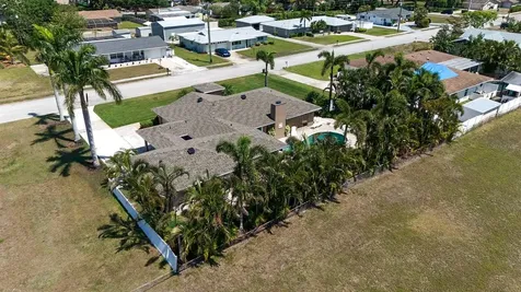 5209 26th Avenue W Bradenton FL 34209