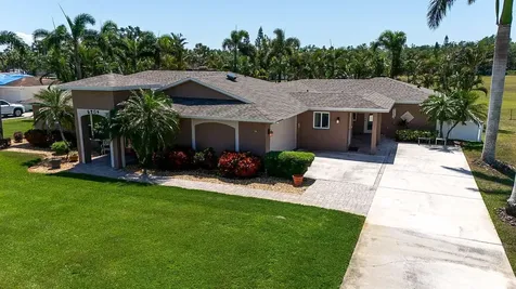 5209 26th Avenue W Bradenton FL 34209