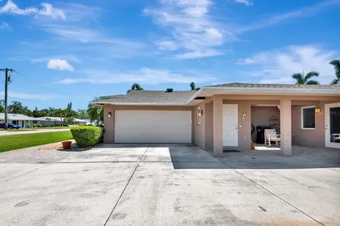 5209 26th Avenue W Bradenton FL 34209