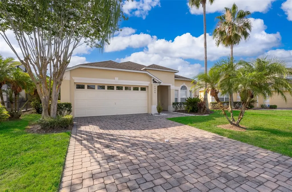 4809 Cumbrian Lakes Drive Kissimmee FL 34746