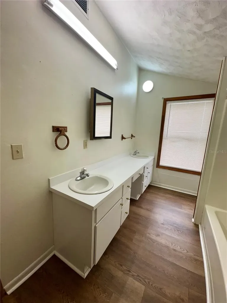 520 SW 5th Avenue Lake Butler FL 32054