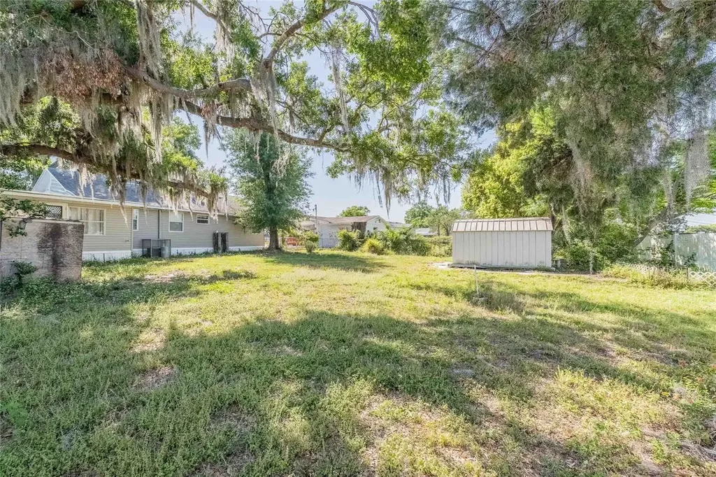 1048 Roselle Avenue Lakeland FL 33805
