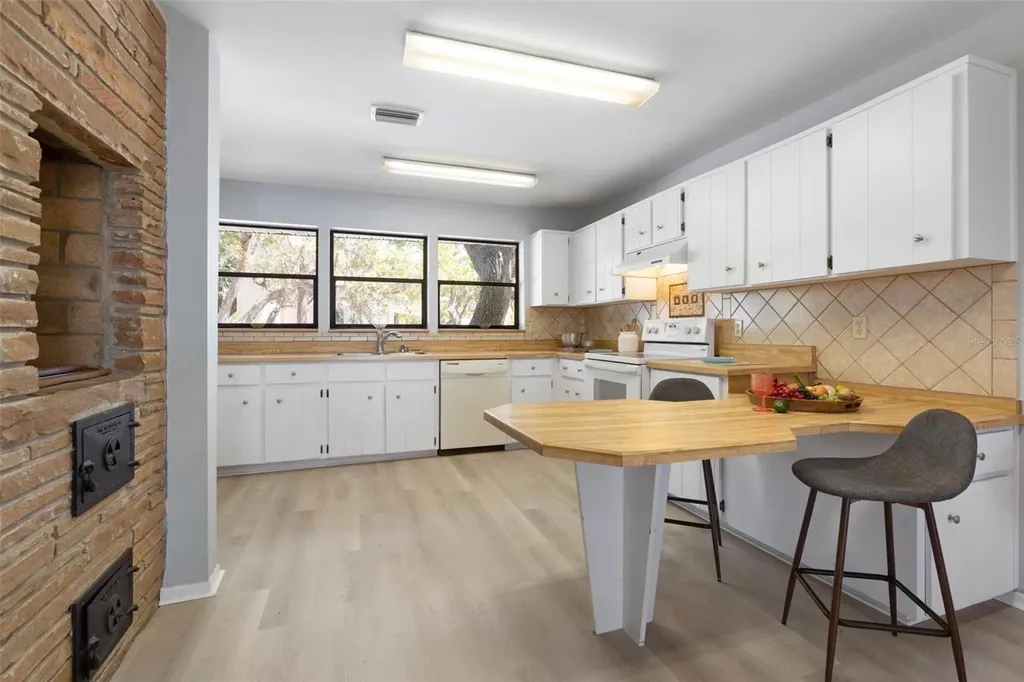 2260 John Anderson Drive Ormond Beach FL 32176